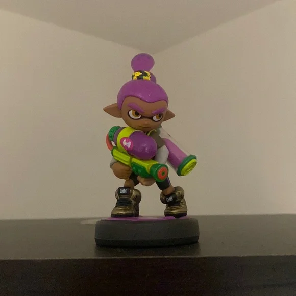 Purple inkling amiibo - Picture 1 of 2